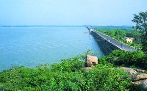 Osman-Sagar-Lake-Hyderabaddw